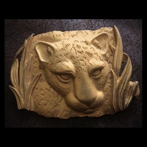 wild cat gold vintage brooch